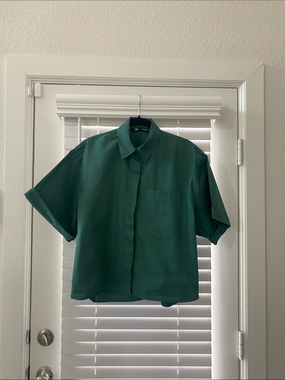 Zara Emerald Green Short-Sleeve Button-Down Shirt